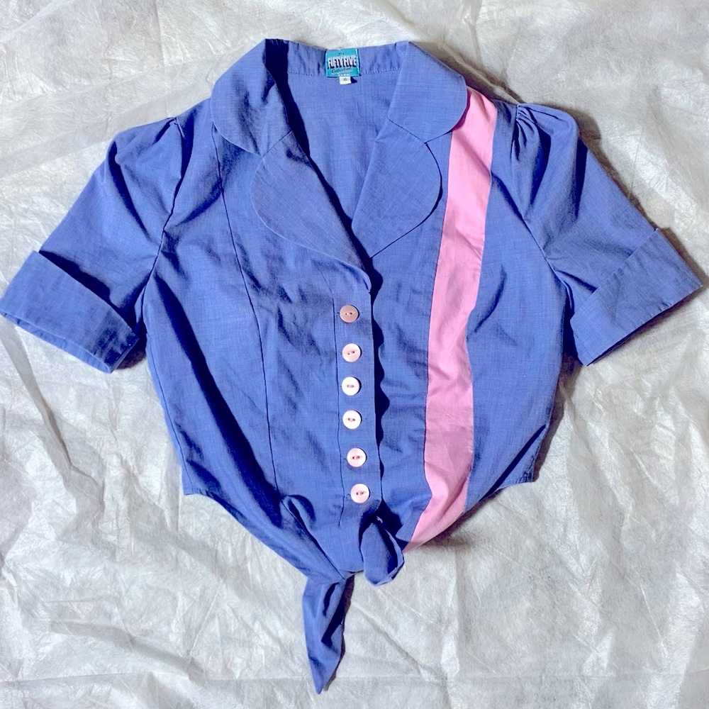 Pinup crop top.